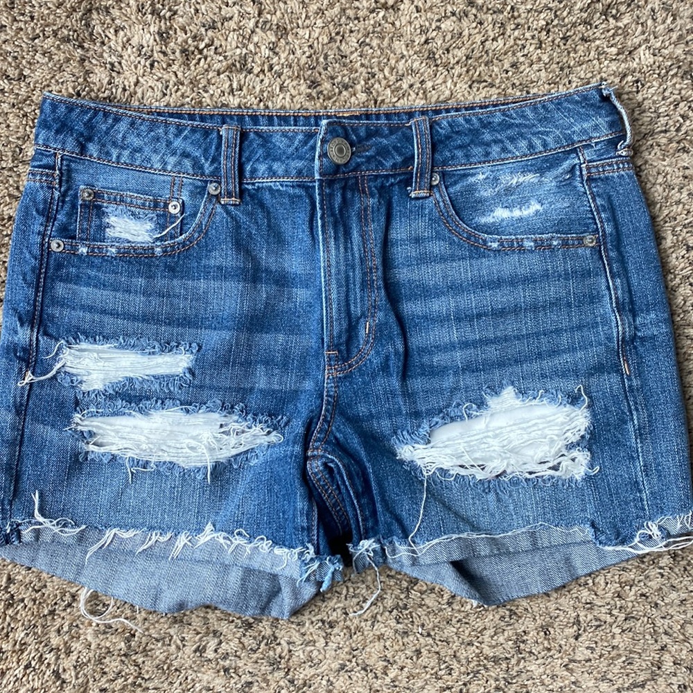 American Eagle Tomgirl midi shorts